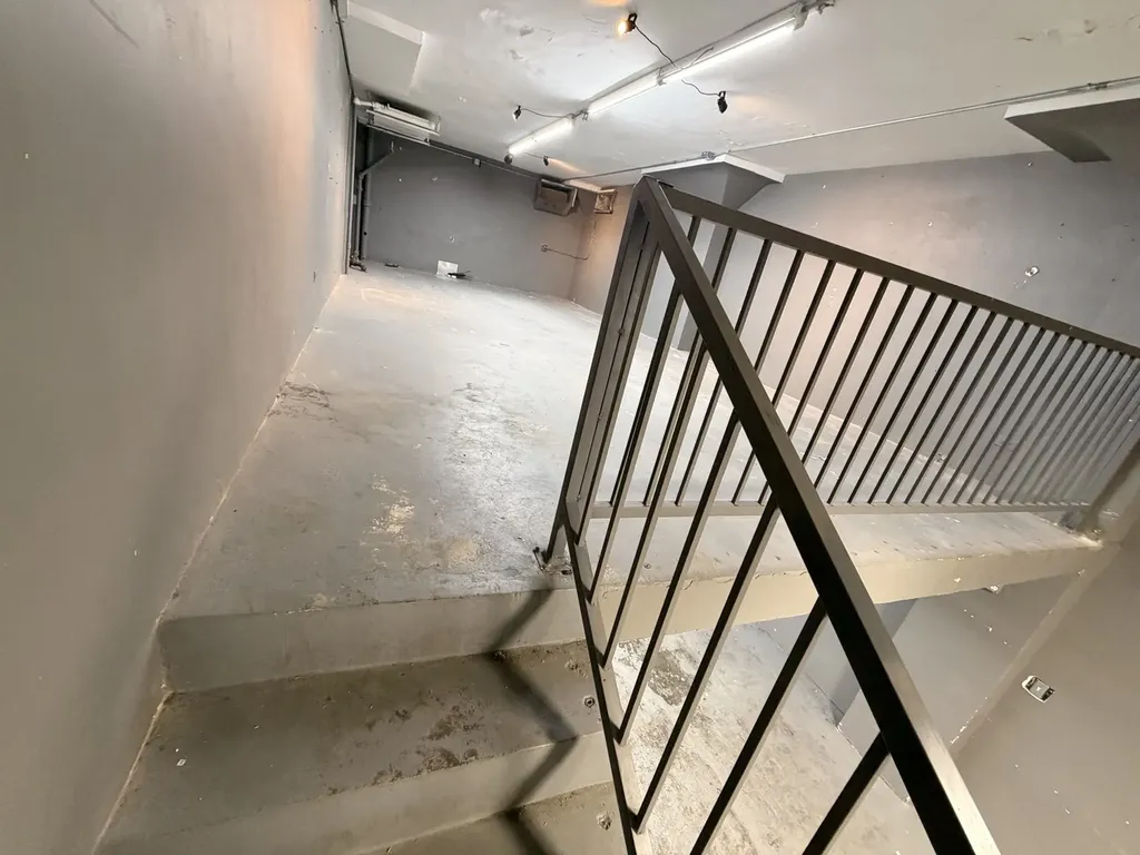 3240 West Lawrence Avenue Chicago IL 60625