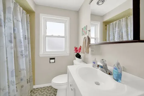 5639 South Christiana Avenue Chicago IL 60629