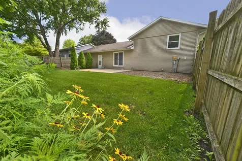 1405 Dakota Drive Ottawa IL 61350