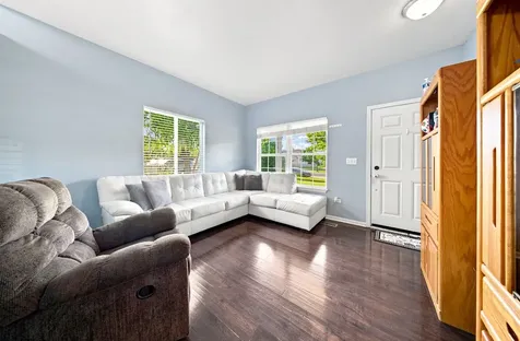 2710 Hoffman Street Plano IL 60545