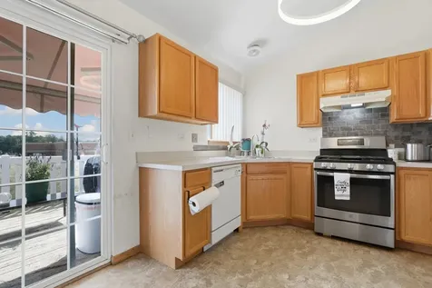124 Andrew Taras Court Joliet IL 60435