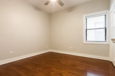 4417 South Indiana Avenue Chicago IL 60653