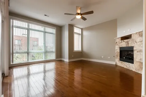 4417 South Indiana Avenue Chicago IL 60653