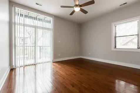 4417 South Indiana Avenue Chicago IL 60653
