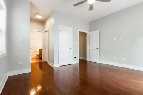 4417 South Indiana Avenue Chicago IL 60653