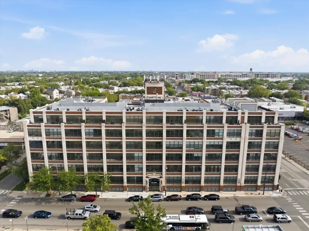 3963 West Belmont Avenue Chicago IL 60618