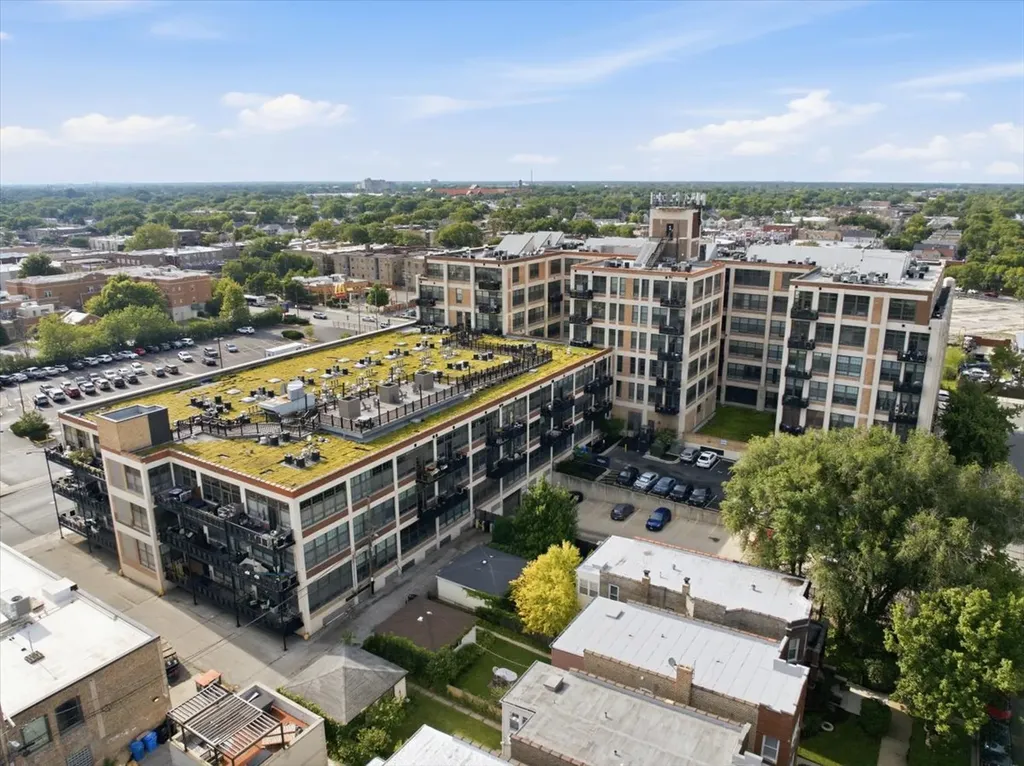 3963 West Belmont Avenue Chicago IL 60618