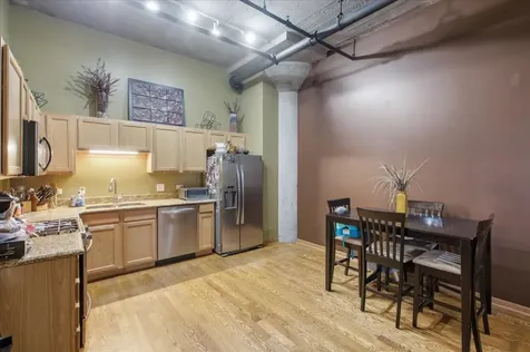 3963 West Belmont Avenue Chicago IL 60618