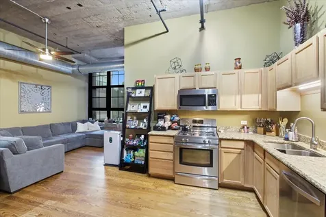 3963 West Belmont Avenue Chicago IL 60618