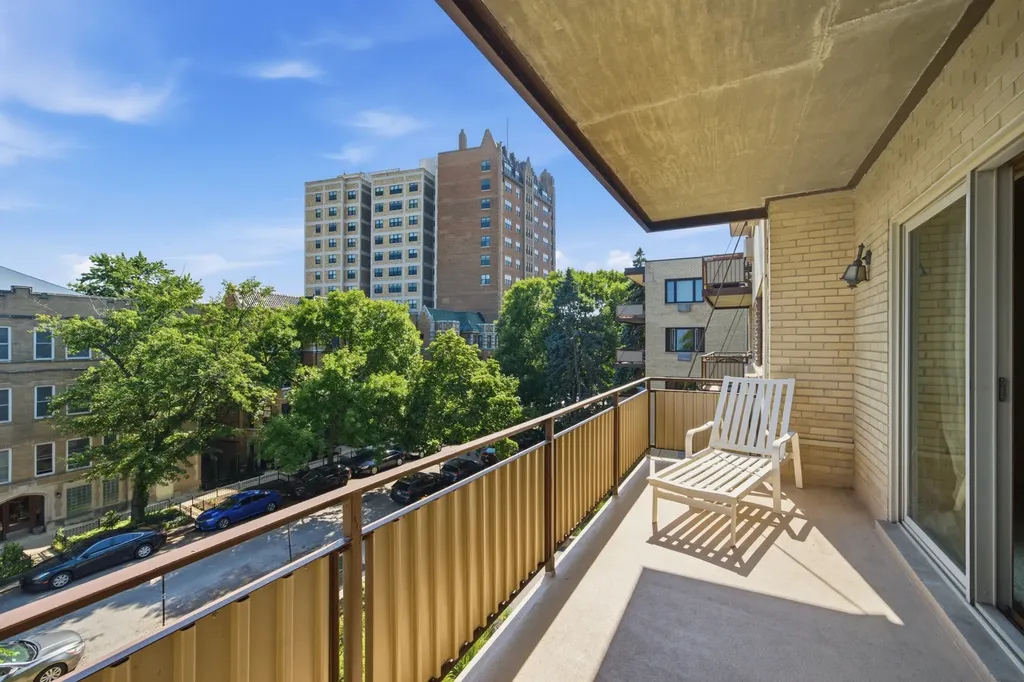 1316 West Fargo Avenue Chicago IL 60626