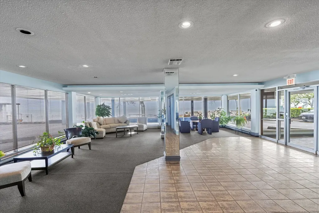 1316 West Fargo Avenue Chicago IL 60626