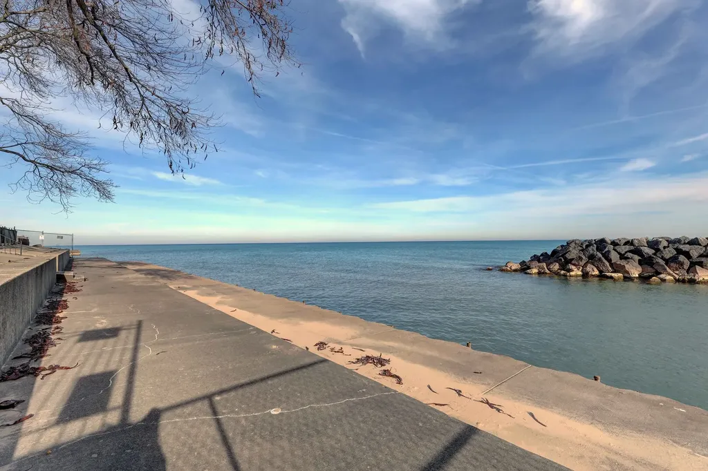 1316 West Fargo Avenue Chicago IL 60626