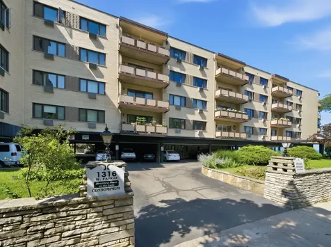 1316 West Fargo Avenue Chicago IL 60626