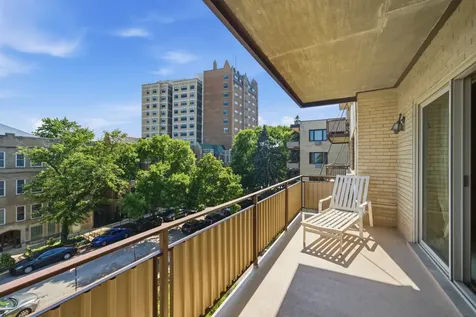 1316 West Fargo Avenue Chicago IL 60626
