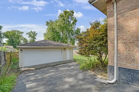 7319 West 114th Street Worth IL 60482