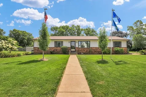 102 Sharon Drive Mahomet IL 61853