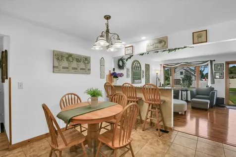 102 Sharon Drive Mahomet IL 61853