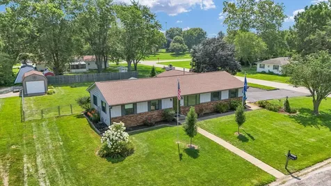 102 Sharon Drive Mahomet IL 61853
