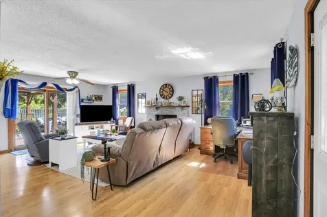 102 Sharon Drive Mahomet IL 61853