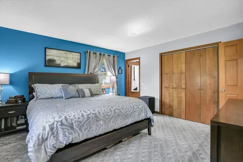 102 Sharon Drive Mahomet IL 61853