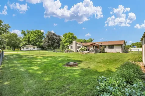 102 Sharon Drive Mahomet IL 61853