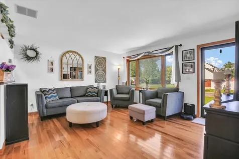 102 Sharon Drive Mahomet IL 61853