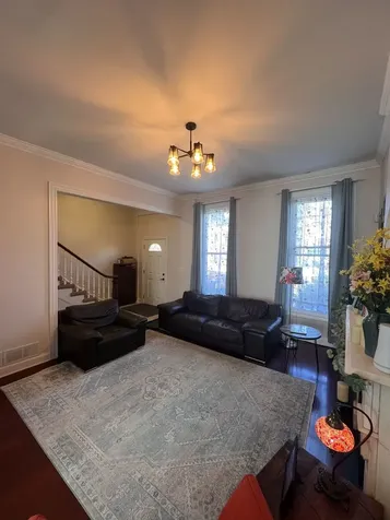 929 South Bell Avenue Chicago IL 60612