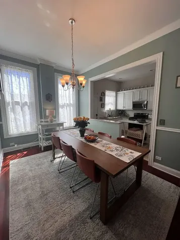 929 South Bell Avenue Chicago IL 60612