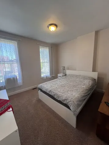 929 South Bell Avenue Chicago IL 60612