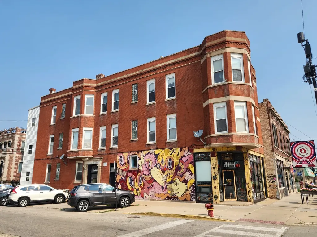 2404 West Superior Street Chicago IL 60612