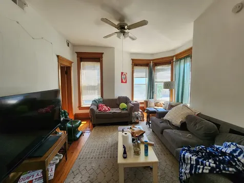 2404 West Superior Street Chicago IL 60612