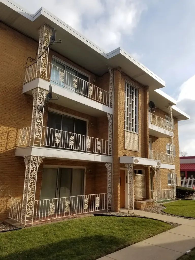 2336 West 111th Street Chicago IL 60643
