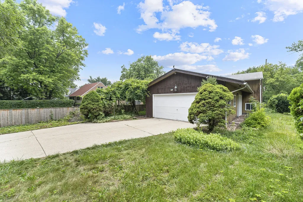 1444 Deerfield Place Highland Park IL 60035