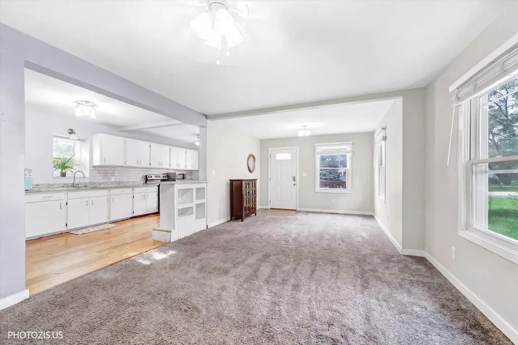 126 West 3rd Avenue New Lenox IL 60451