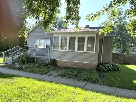 355 North Walnut Street Manteno IL 60950
