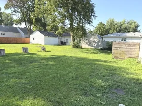 355 North Walnut Street Manteno IL 60950