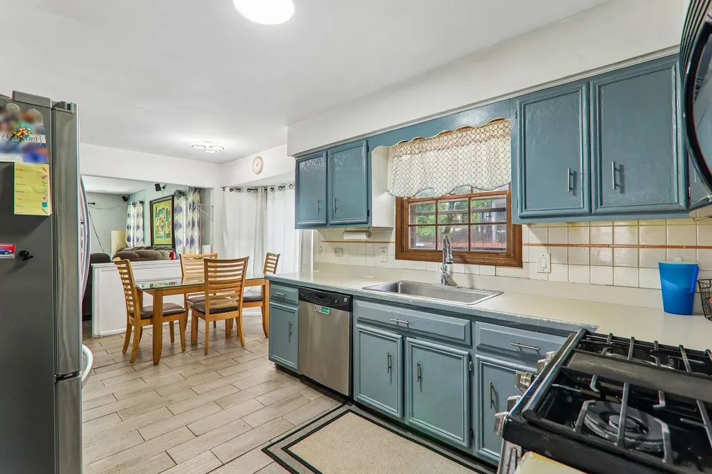 1213 Johnson Drive Naperville IL 60540