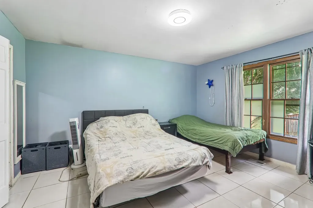 1213 Johnson Drive Naperville IL 60540