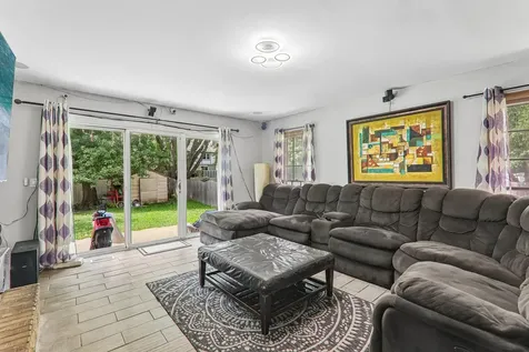1213 Johnson Drive Naperville IL 60540