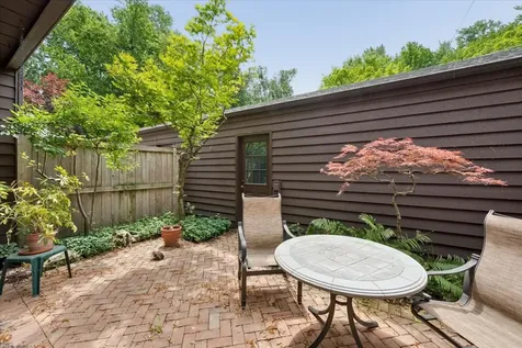 1906 Lincoln Street Evanston IL 60201