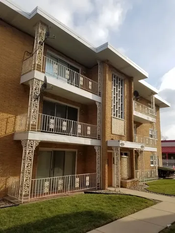 2348 West 111th Street Chicago IL 60643