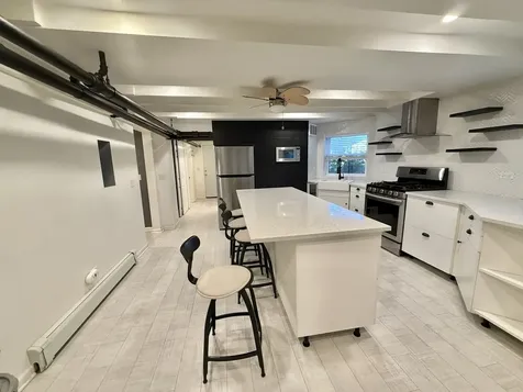 5834 West Dakin Street Chicago IL 60634
