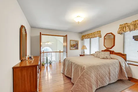 18623 Augusta Lane Hazel Crest IL 60429