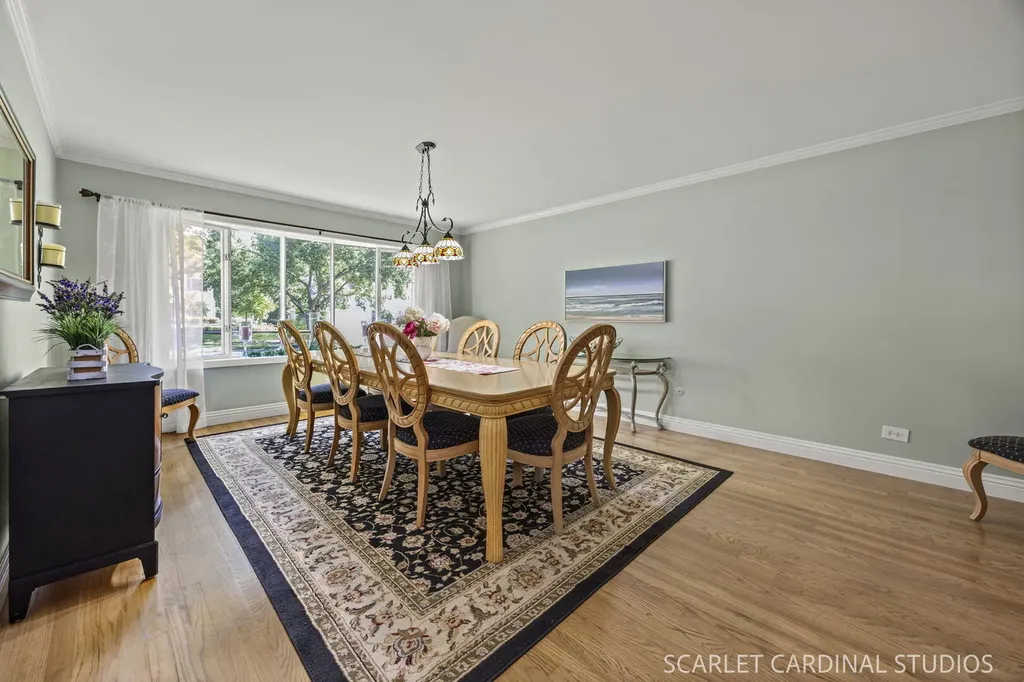446 Hamilton Drive Wheaton IL 60189
