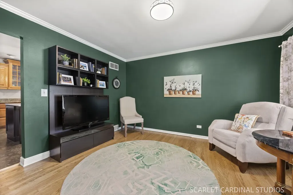 446 Hamilton Drive Wheaton IL 60189