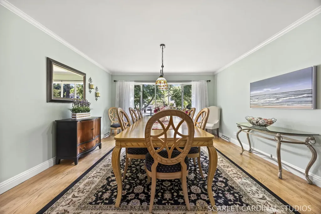 446 Hamilton Drive Wheaton IL 60189