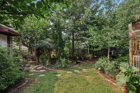 824 South Taylor Avenue Oak Park IL 60304
