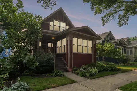 824 South Taylor Avenue Oak Park IL 60304