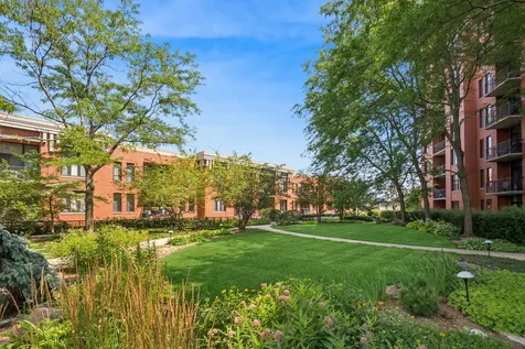 3232 North Halsted Street Chicago IL 60657