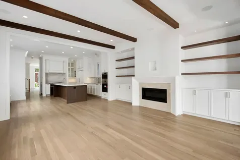 2228 North Southport Avenue Chicago IL 60614